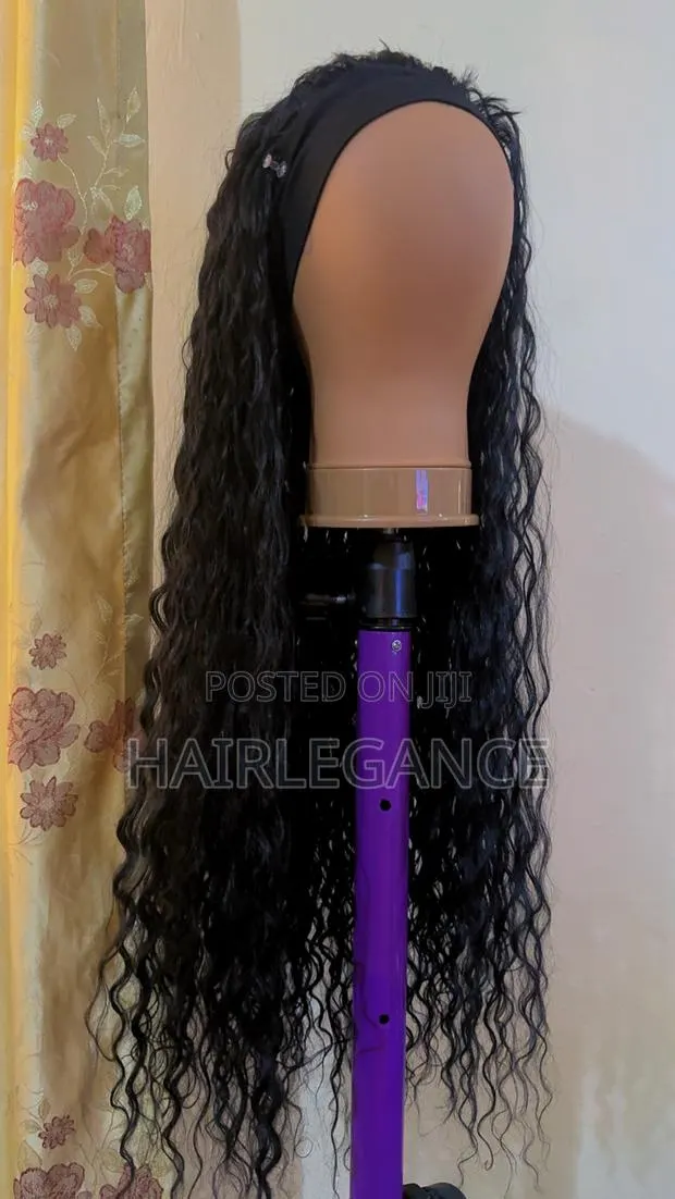 28” Loose Water Waves Band Wig Unit · Photo 1