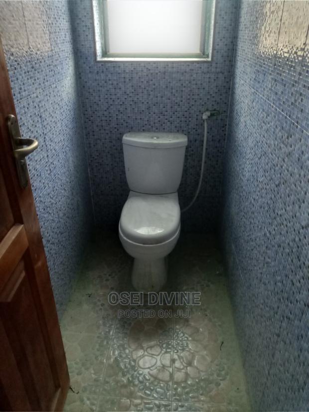 Cool 2-Bedrooms S/C Apartment Dansoman · Photo 3