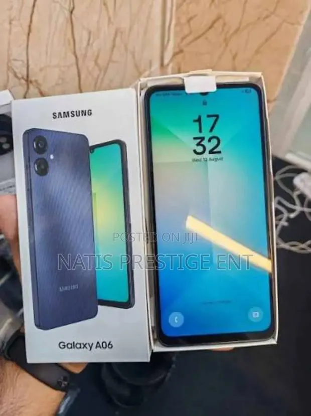 New Samsung Galaxy A06 128 GB Blue · Photo 1