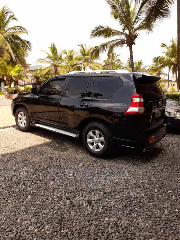 Land Cruiser V8 · Photo 1