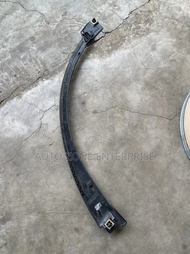 Honda CRV 2023 2024 2025 2026 Back (Rear)Wheel Arch Moulding · Photo 1