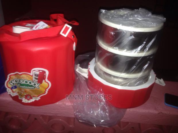 Hot/Cold Travel Lunch Box · Photo 1