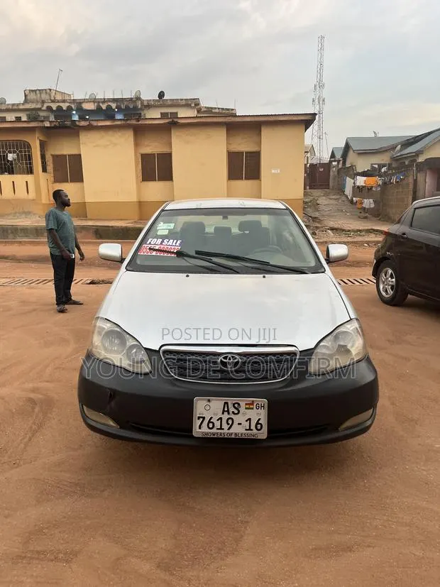 Toyota Corolla 1.8 2008 Silver · Photo 1