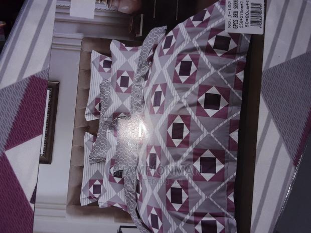 Queen Size Cotten Bedsheets · Photo 2