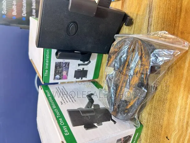 Easy One Touch Motorbike Mount · Photo 1