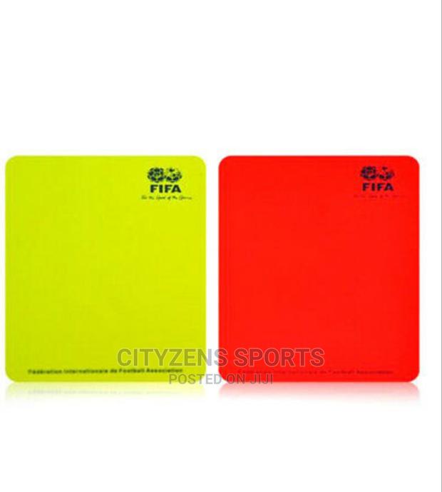 Referee Card · Photo 7