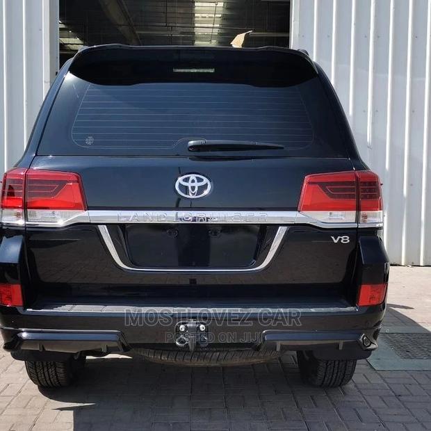 Car Rentals Rent a 4-Wheel Drive for Long Journeys in Ghana · Photo 1