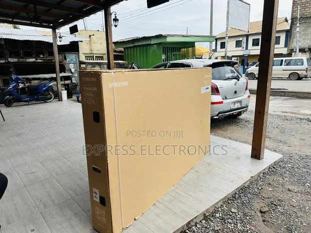 Samsung 98" Led Tv 98du9072 / 4κ Ultra Hd · Photo 1
