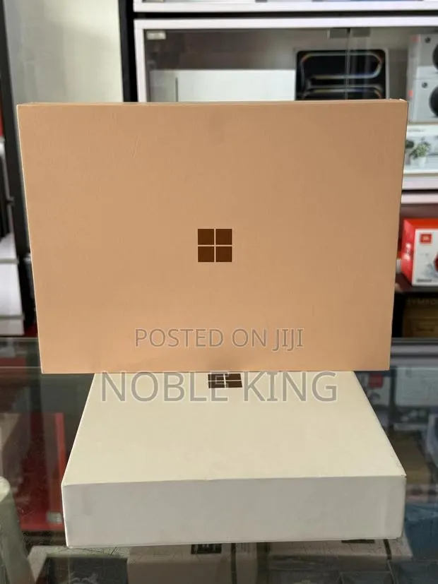 New Microsoft Surface Laptop 7 16GB Qualcomm Snapdragon X Elite 512GB · Photo 1