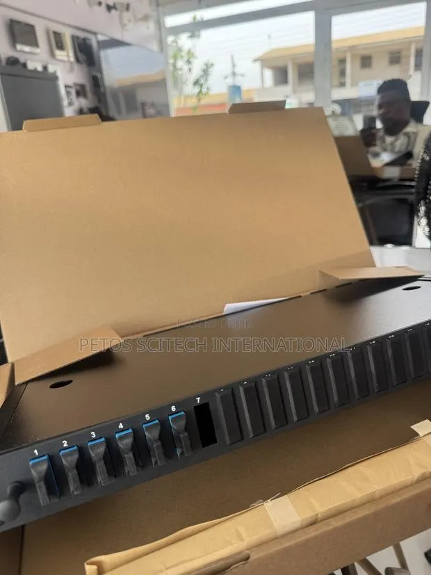 Finer ODF Patch Panel · Photo 1
