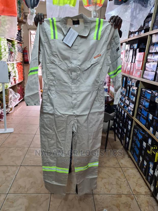 Reflective Safety Overalls · Photo 1