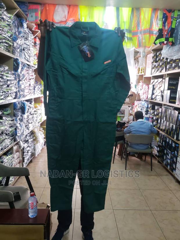 Reflective Safety Overalls · Photo 5
