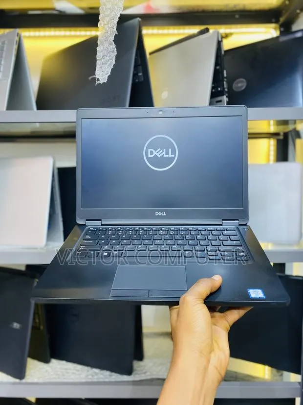 Laptop Dell Latitude 5491 8GB Intel Core i5 SSD 256GB · Photo 1