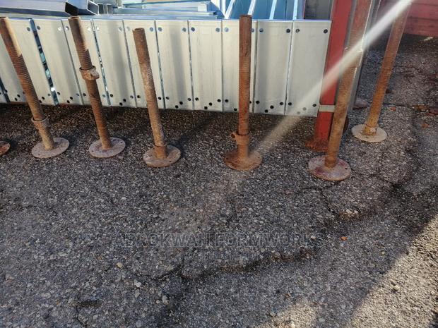 Steel Decking/No Ply Wood/Formwork · Photo 5