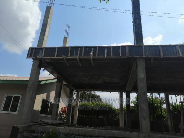 Steel Decking/No Ply Wood/Formwork · Photo 6