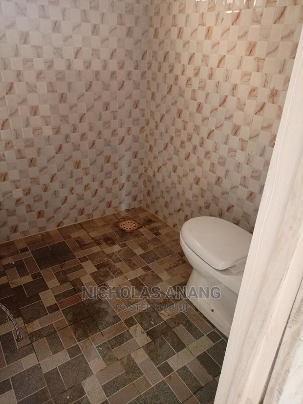 1bdrm House in New Town for rent · Photo 7