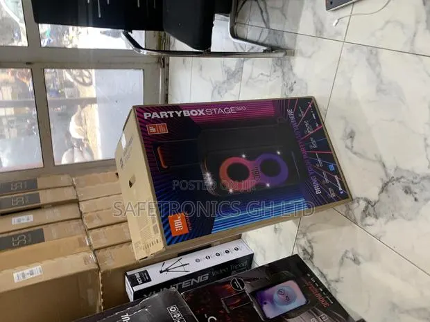 Get Top Notch Bluetooth JBL Partybox 320 240 Watts Speaker · Photo 1