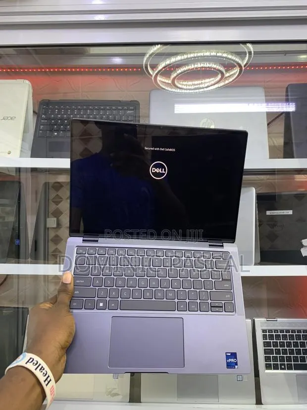 Laptop Dell Latitude 9430 16GB Intel Core i7 SSD 256GB · Photo 1