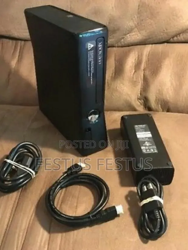 Xbox 360 Loaded With Over 20 Games · Photo 1