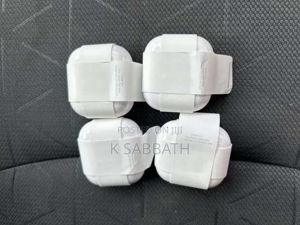 Airpods 4. (Noise Cancellation)