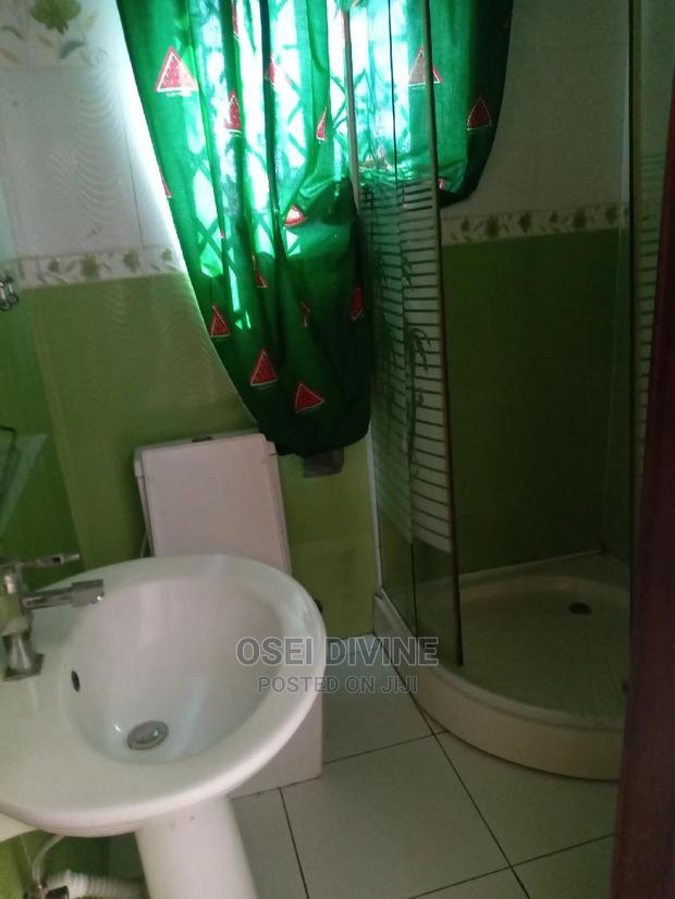 2bdrm Mansion in Roundabout, Dansoman for rent · Photo 3
