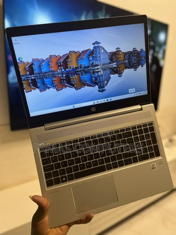 Laptop HP ProBook 450 G7 12GB Intel Core i5 SSD 128GB · Photo 1