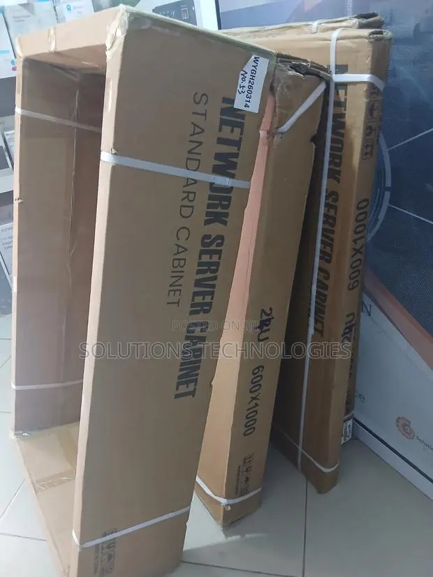 24U Server Rack · Photo 1
