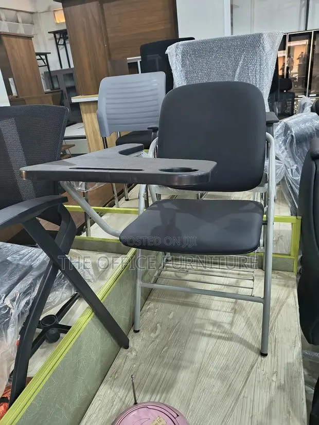 Student Chair · Photo 1