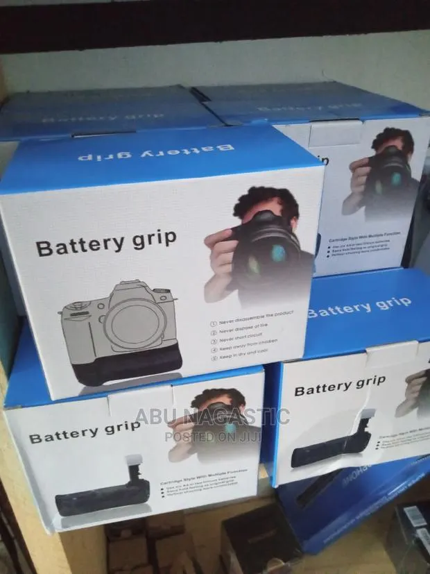Battery Grip for Canon Camera · Photo 1
