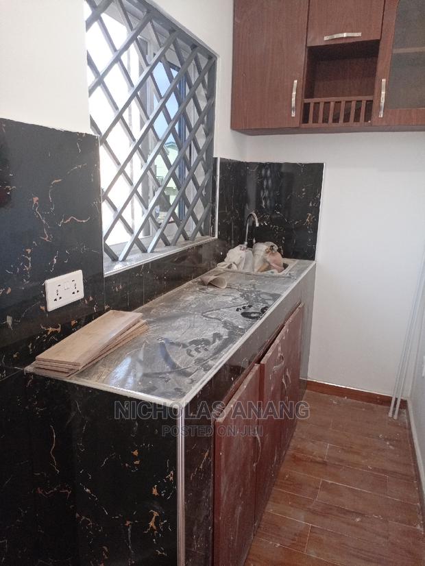 1bdrm House in New Town for rent · Photo 6
