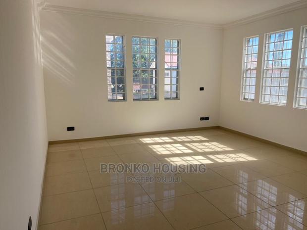 3bdrm Apartment in Bronko Housing, Acquinas for rent · Photo 3
