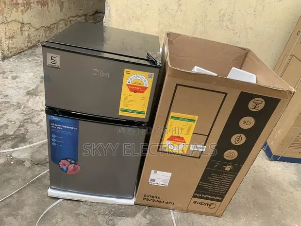 Massive Midea 87litres DoubleDoor Fridge · Photo 1