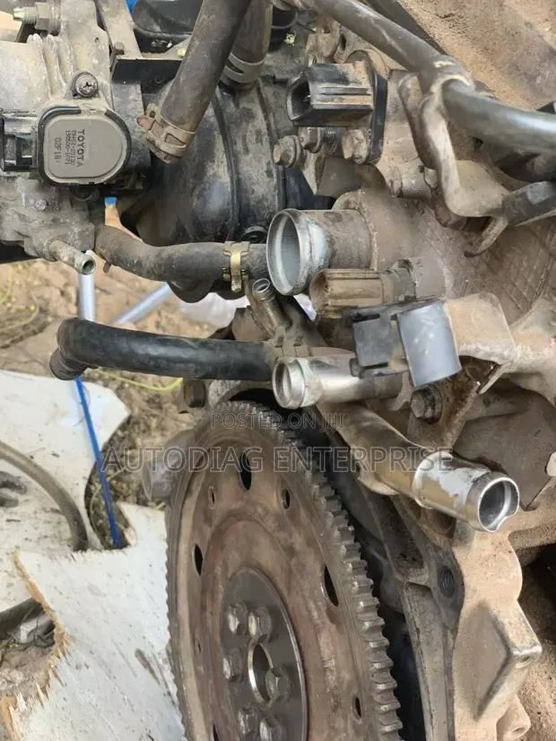 Toyota Engine 2nz-Fe · Photo 1