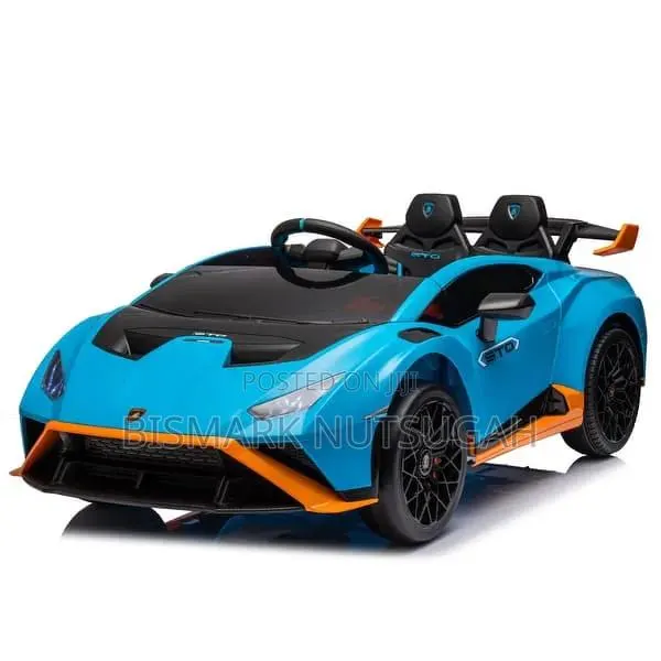 Lamborghini Huracán STO Kids' Electric Ride-on Toy Car · Photo 1