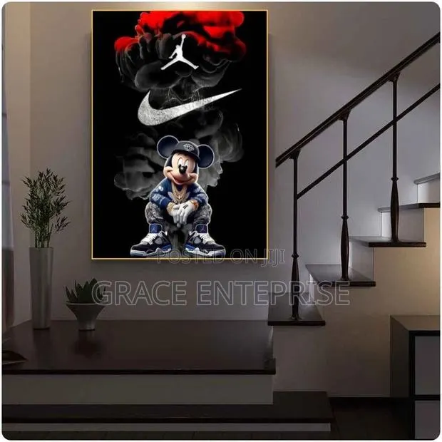 Clean and Unique Wall Frame Designer in Different Quantities · Photo 1