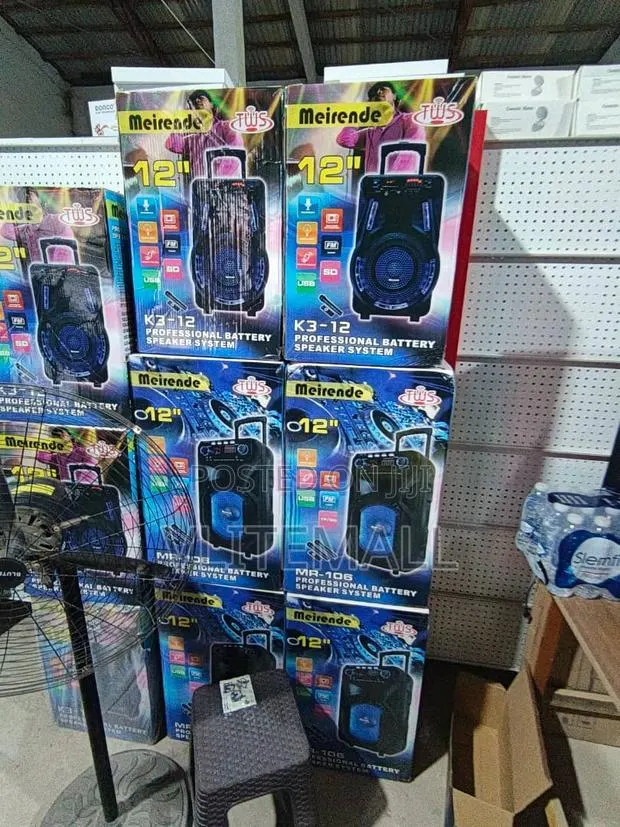 15"-800w Professional Bluetooth Speakers · Photo 1