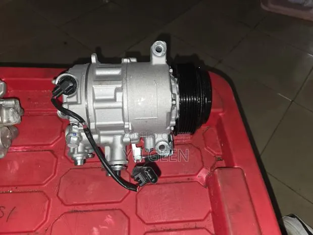 AC Compressor Mercedes Benz C300, E300 2015-2020 · Photo 1