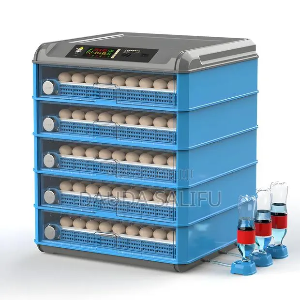 500 Eggs Incubator · Photo 2