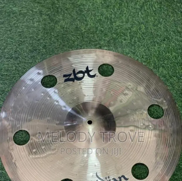 Zildjian Zbt 20" Crash Ride Cymbal · Photo 1