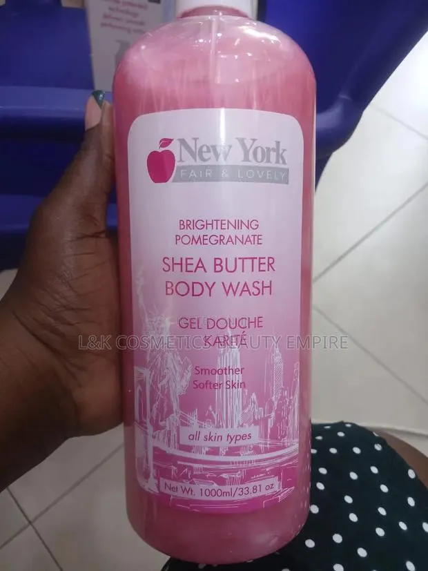 New York Fair and Lovely Brightening Pomegranate Shea Butter Body Wash · Photo 1