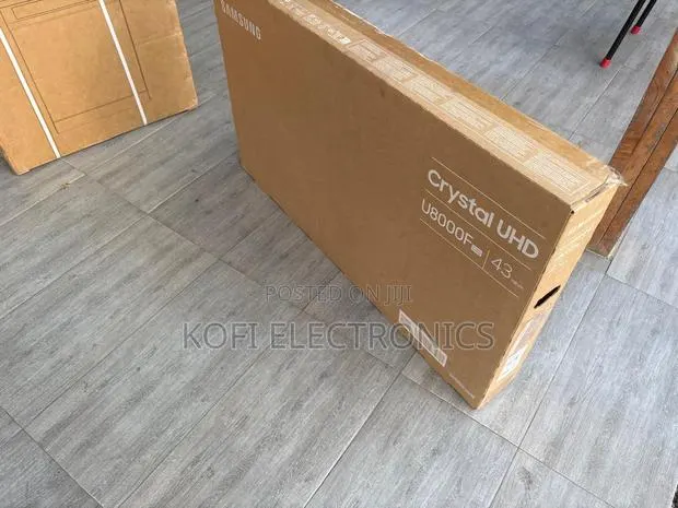 Samsung Crystal Led Smart Tv Seamless Streaming Clear Display · Photo 1