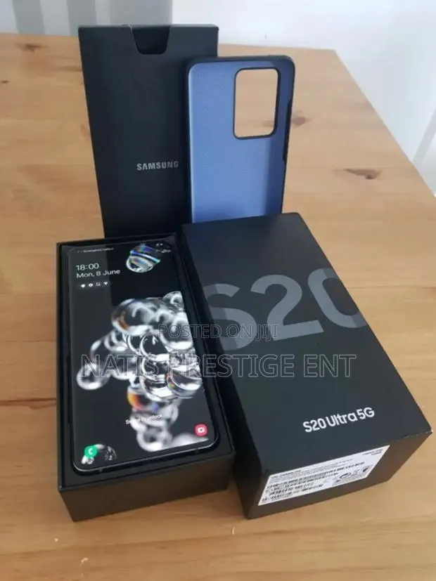 New Samsung Galaxy S20 Ultra 5G 256 GB Black · Photo 1