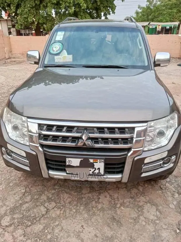 Car for Rent. Mitsubishi Pajero for Hiring · Photo 1