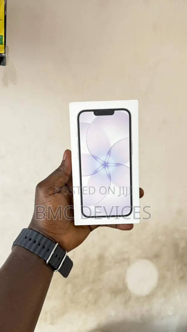 New Apple iPhone 17e 256 GB Pink · Photo 1