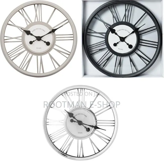 45cm Round 3d Clock Roman Numerals Vintage Style · Photo 1