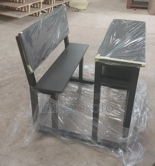 Dual Desk Black Top · Photo 1