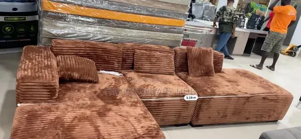 L Shape Sofa /Couch · Photo 1