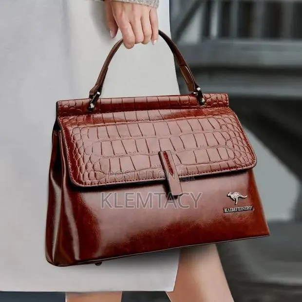 Vintage Oil Wax High Quality Leather Ladies Handbag · Photo 1