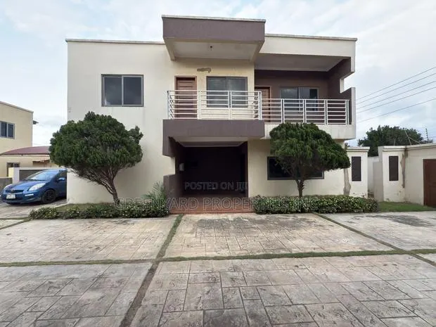 4bdrm Townhouse/Terrace in American House, East Legon for sale · Photo 1