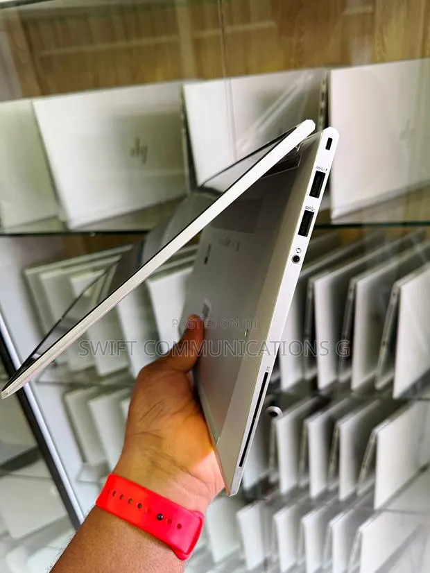 Laptop HP EliteBook 830 G7 8GB Intel Core i5 SSD 256GB · Photo 1